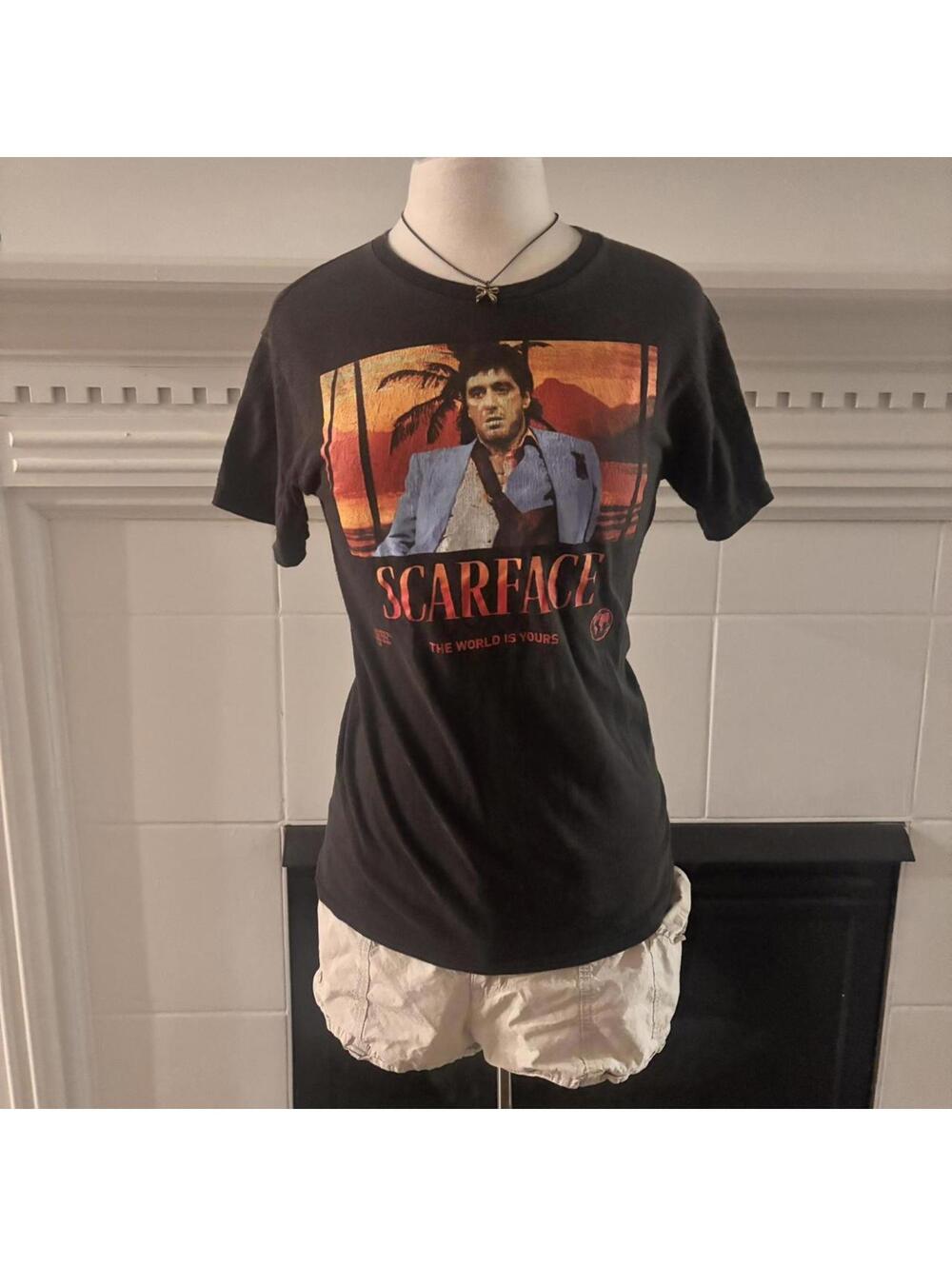 Scarface women’s t shirt size small